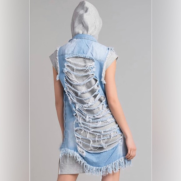 BRAND NEW WOMENS LONGLINE DISTRESSED DENIM VEST NWT - Picture 3 of 5